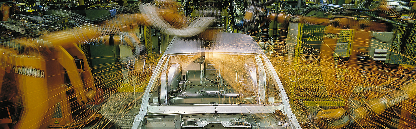 Automobilwerk, Bandstraße, Roboter