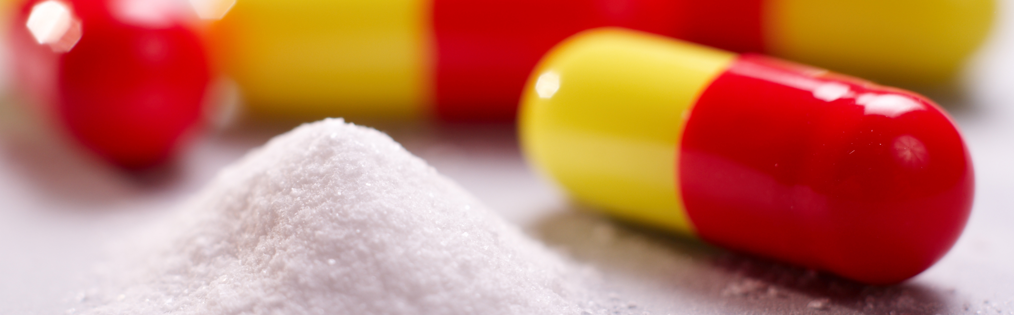 Tabletten und Pulver
